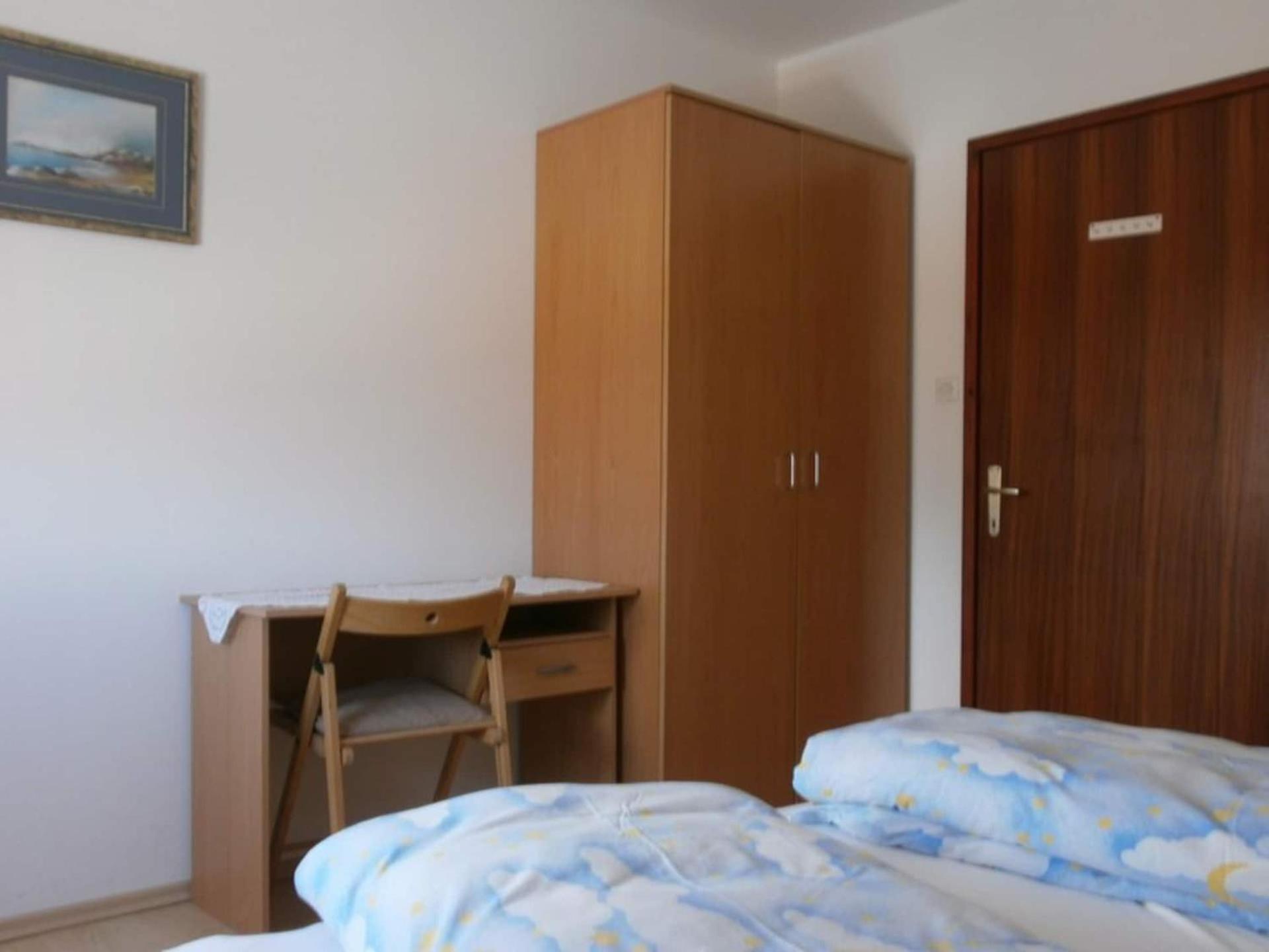 Family Apartments Viva Close To The Beach Krk Town Exterior foto