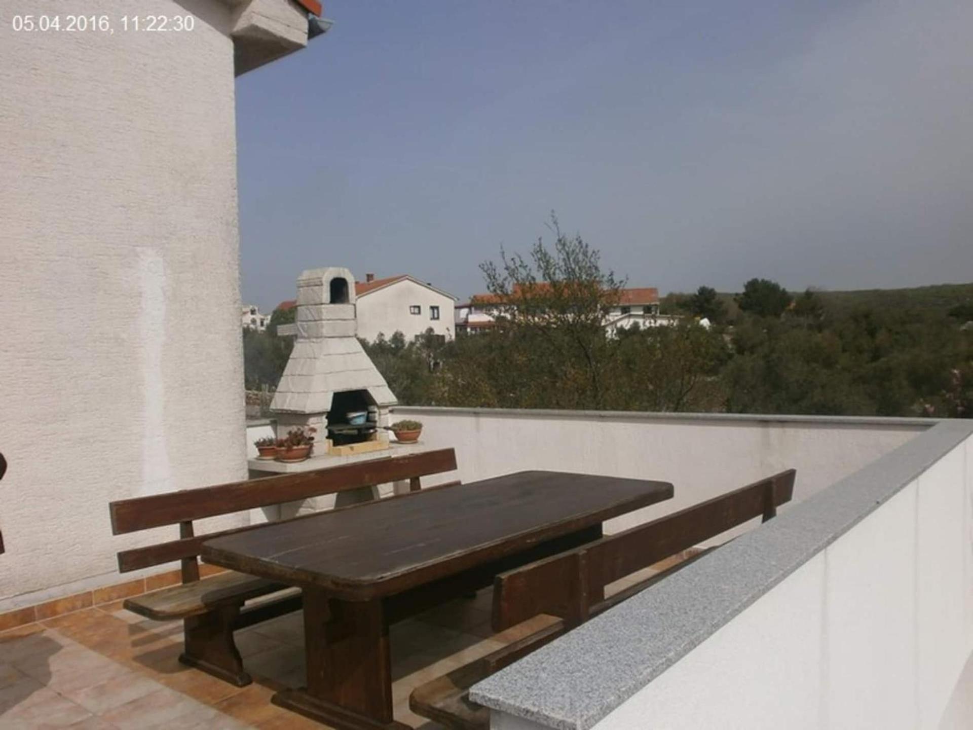 Family Apartments Viva Close To The Beach Krk Town Exterior foto