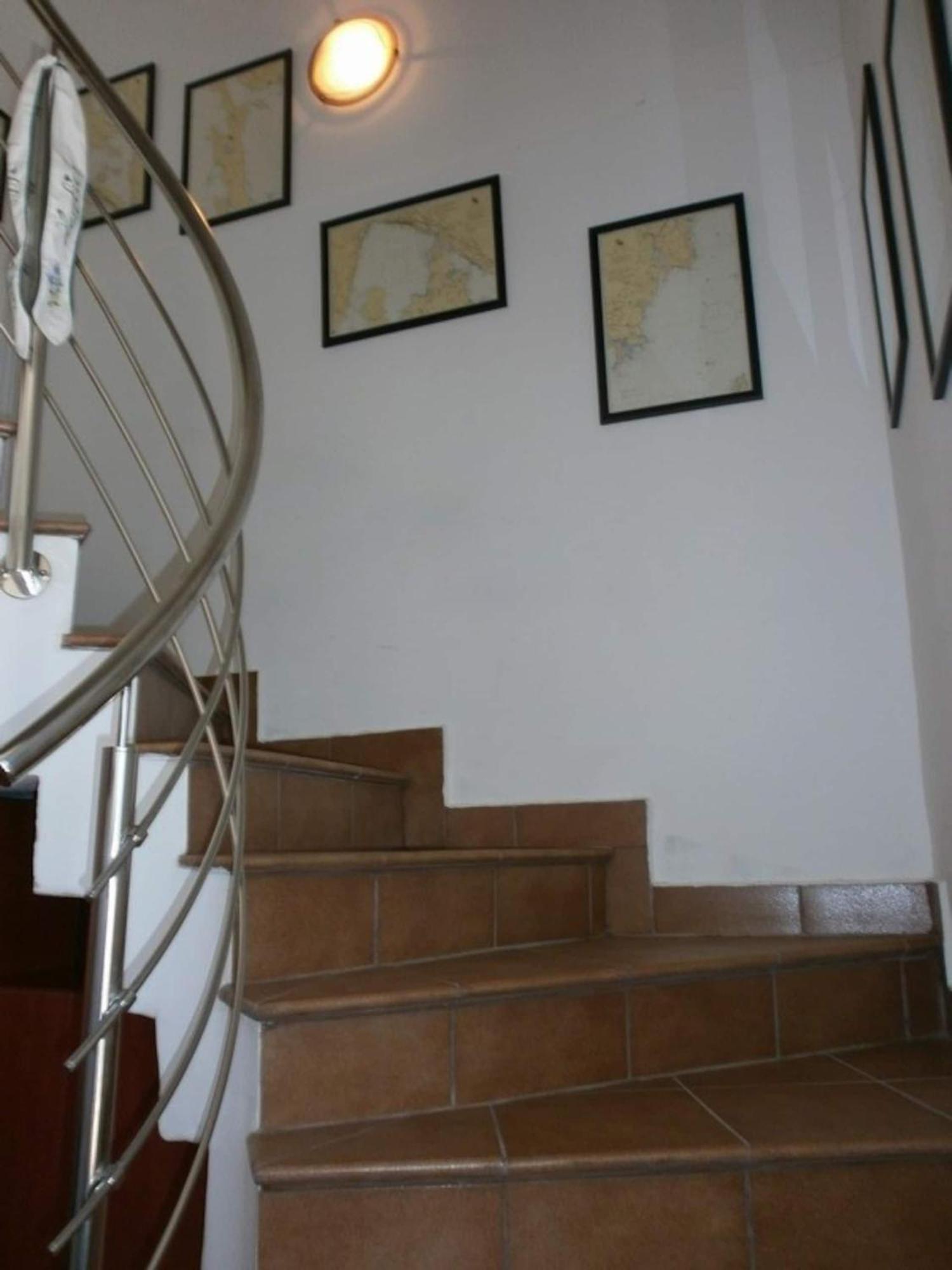 Family Apartments Viva Close To The Beach Krk Town Exterior foto